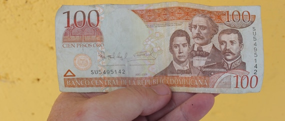 Où échanger des euros contre des peso dominicains ?